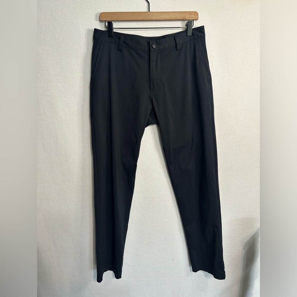RHONE Black Straight Leg Commuter Pants Mens